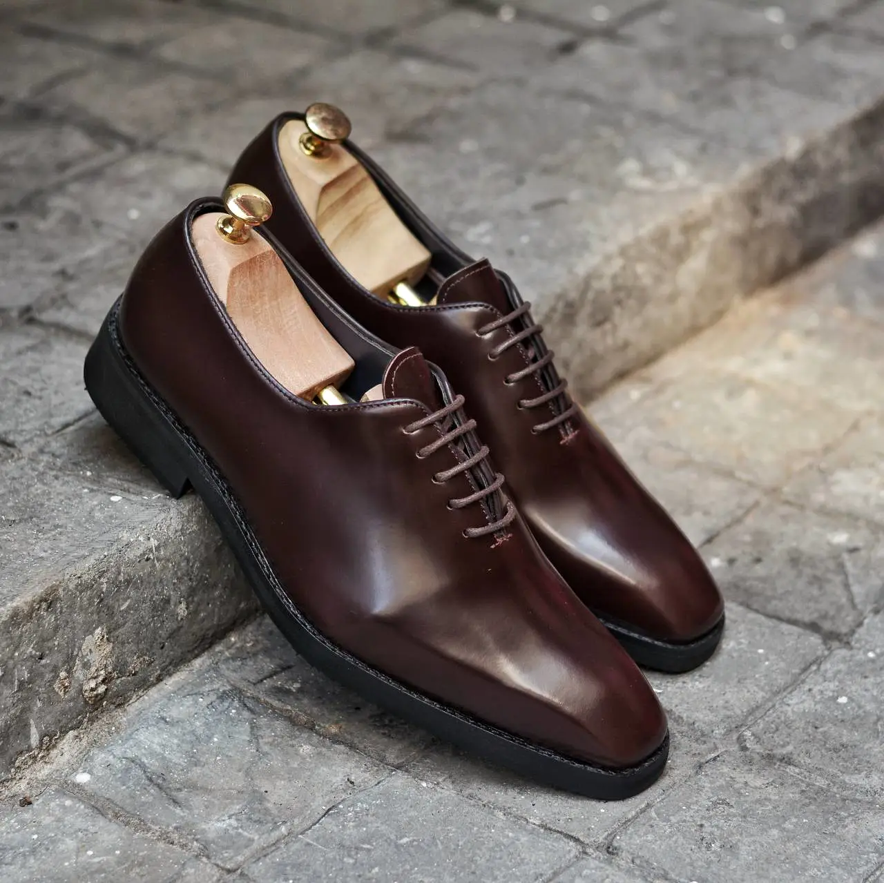 502-3 New Oxford Wholecut DarkBrown