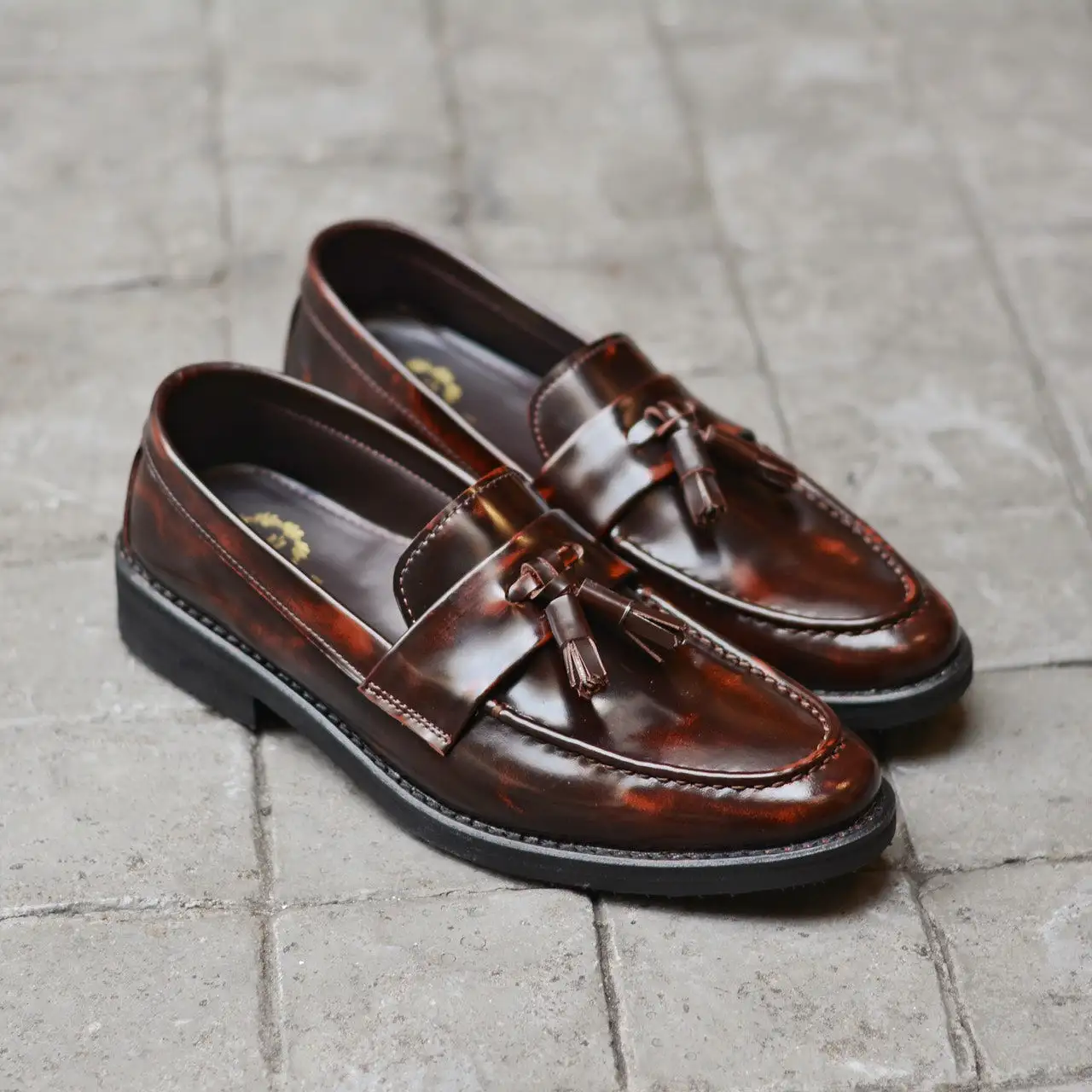 505 Tassel Loafer Strap Burgundy x Black Soles