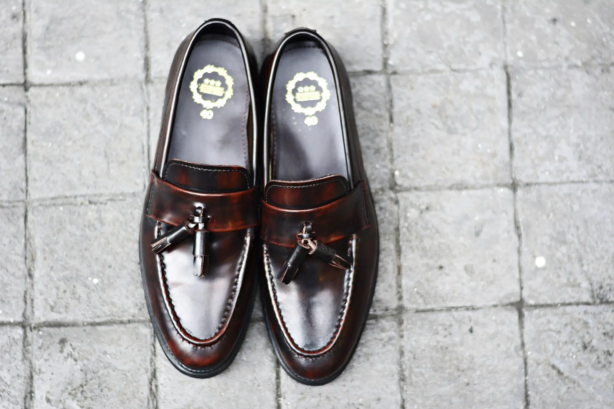 505 Tassel Loafer Strap Burgundy x Black Soles