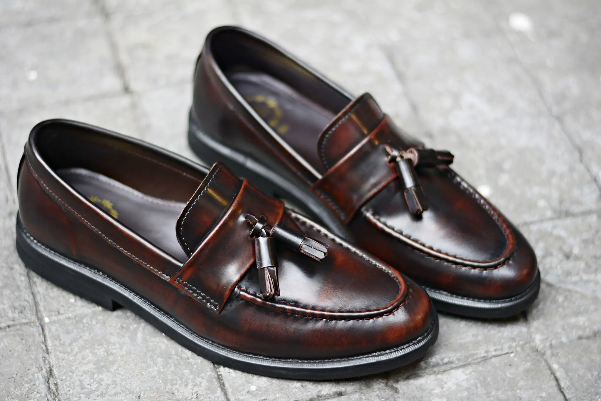 505 Tassel Loafer Strap Burgundy x Black Soles