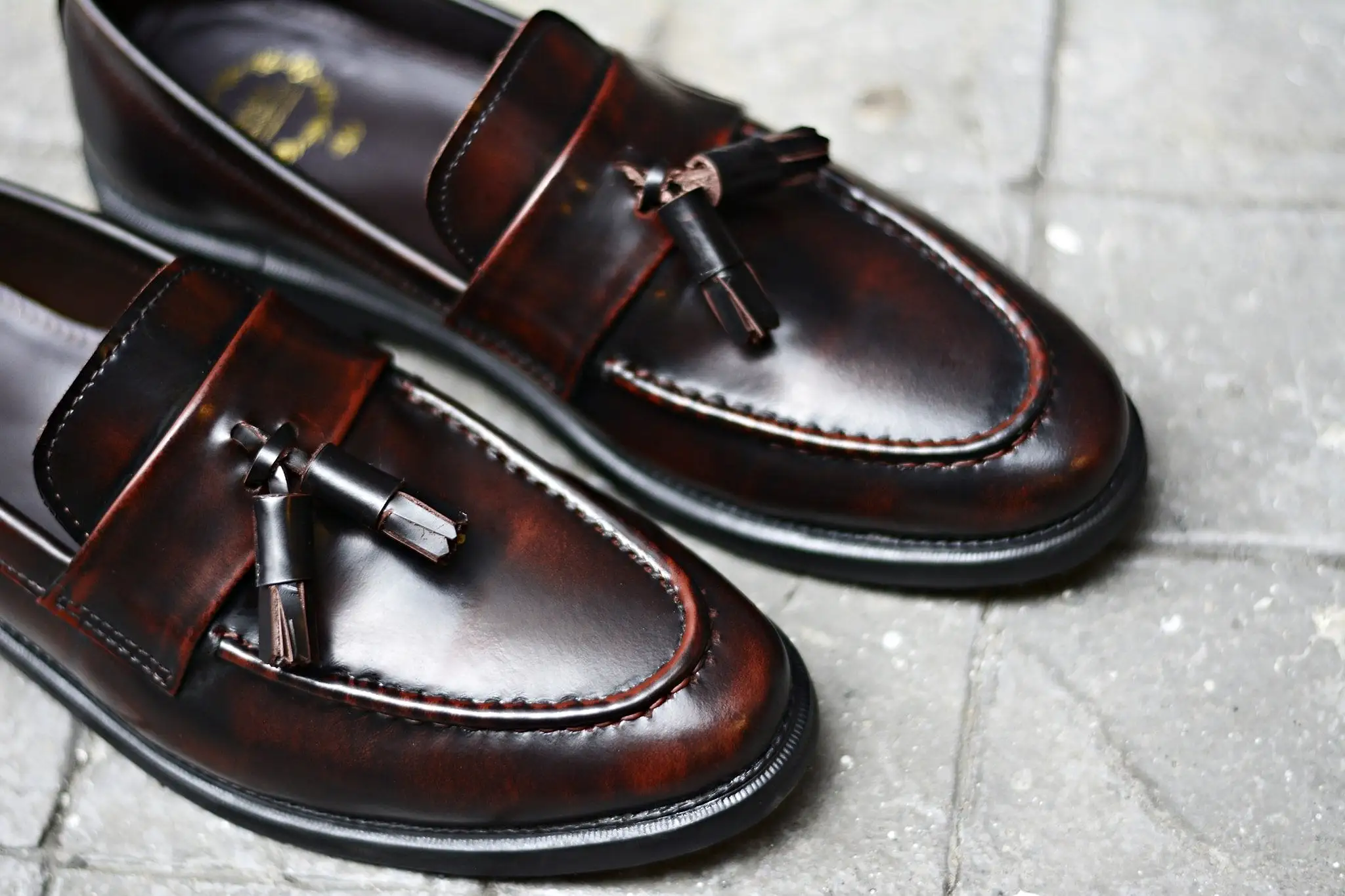 505 Tassel Loafer Strap Burgundy x Black Soles