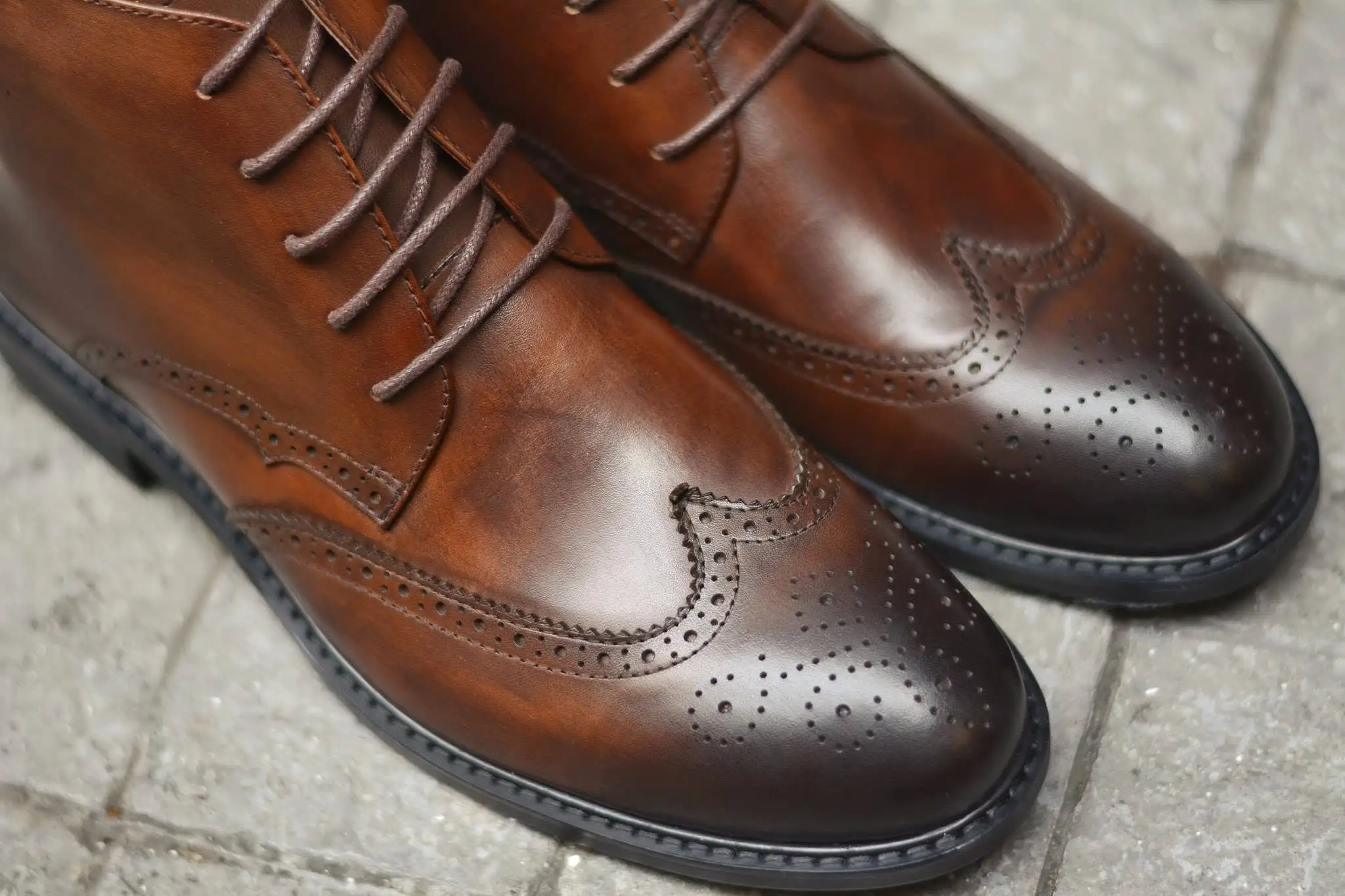 507-2 Brogue Painted Shoe Brown High Ankle