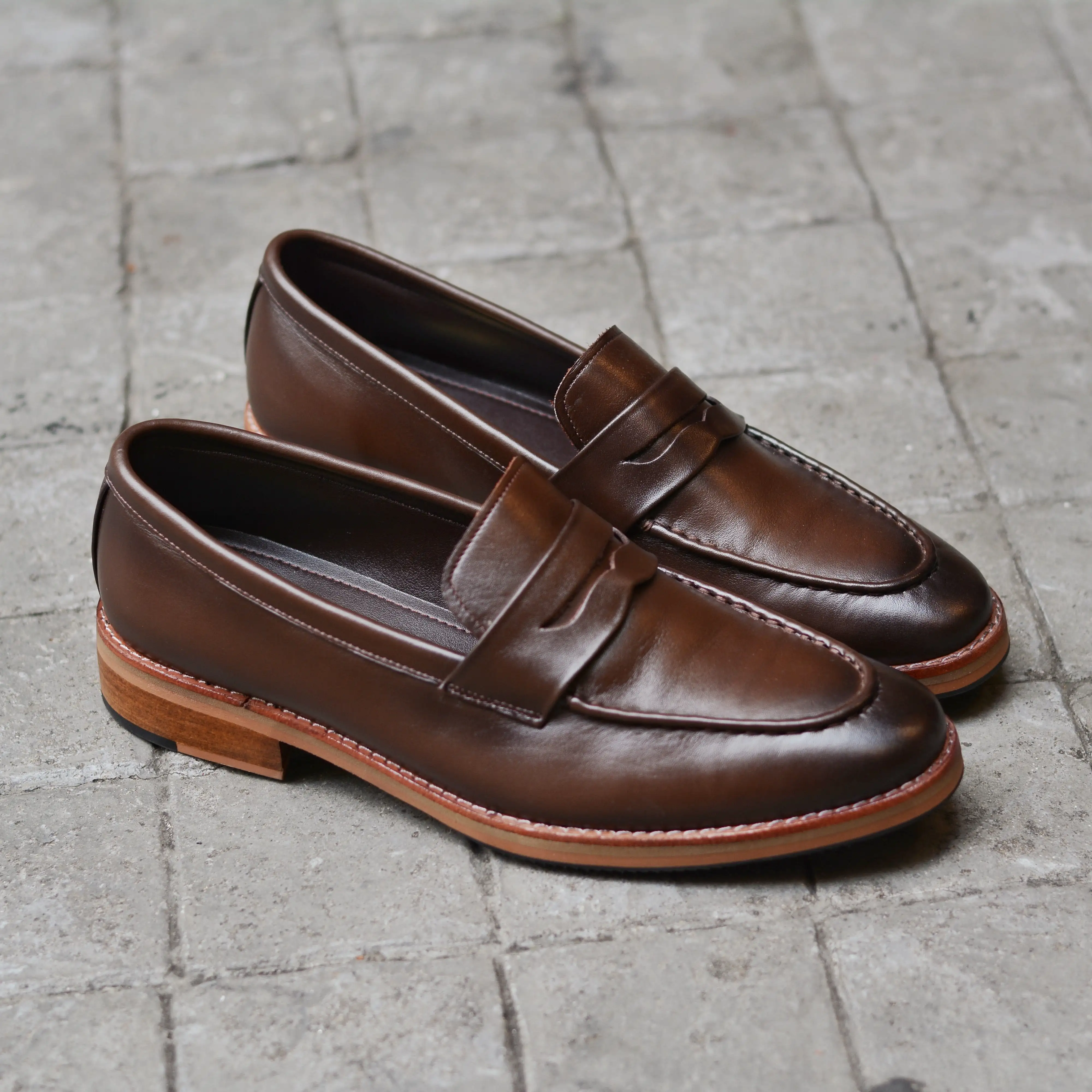 509 Penny Loafer Painted Mocha