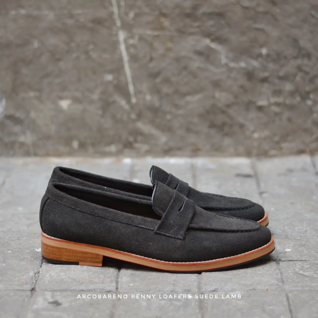 509 Penny Loafer X Suede Lamp SpaceGray