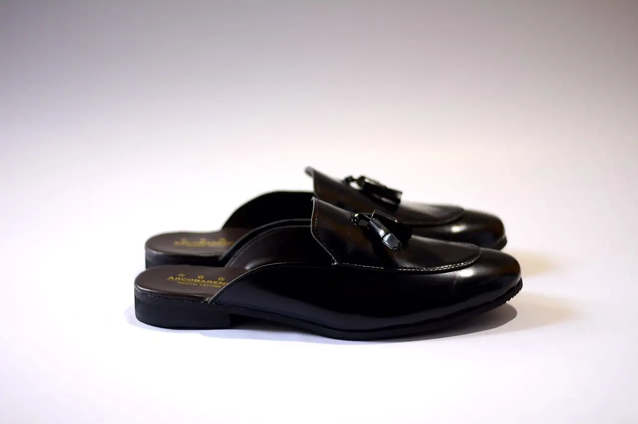 701-2 Slipper Black with Tassels