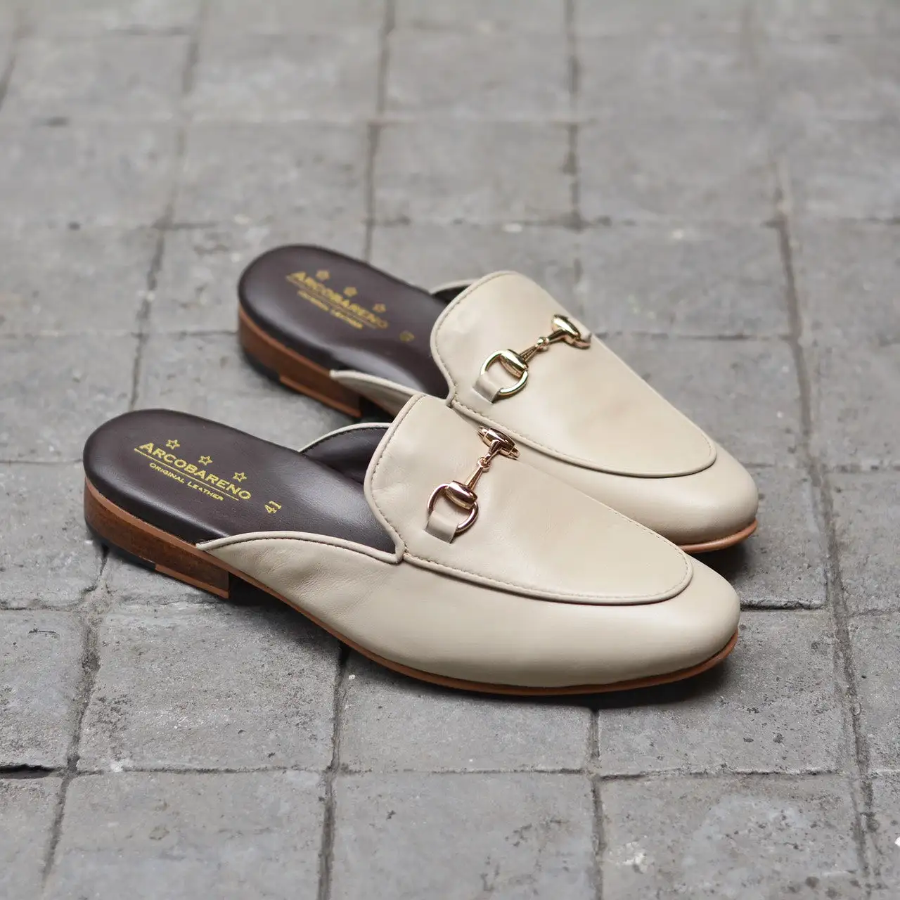 701 Slipper Horsebit Matt Beige