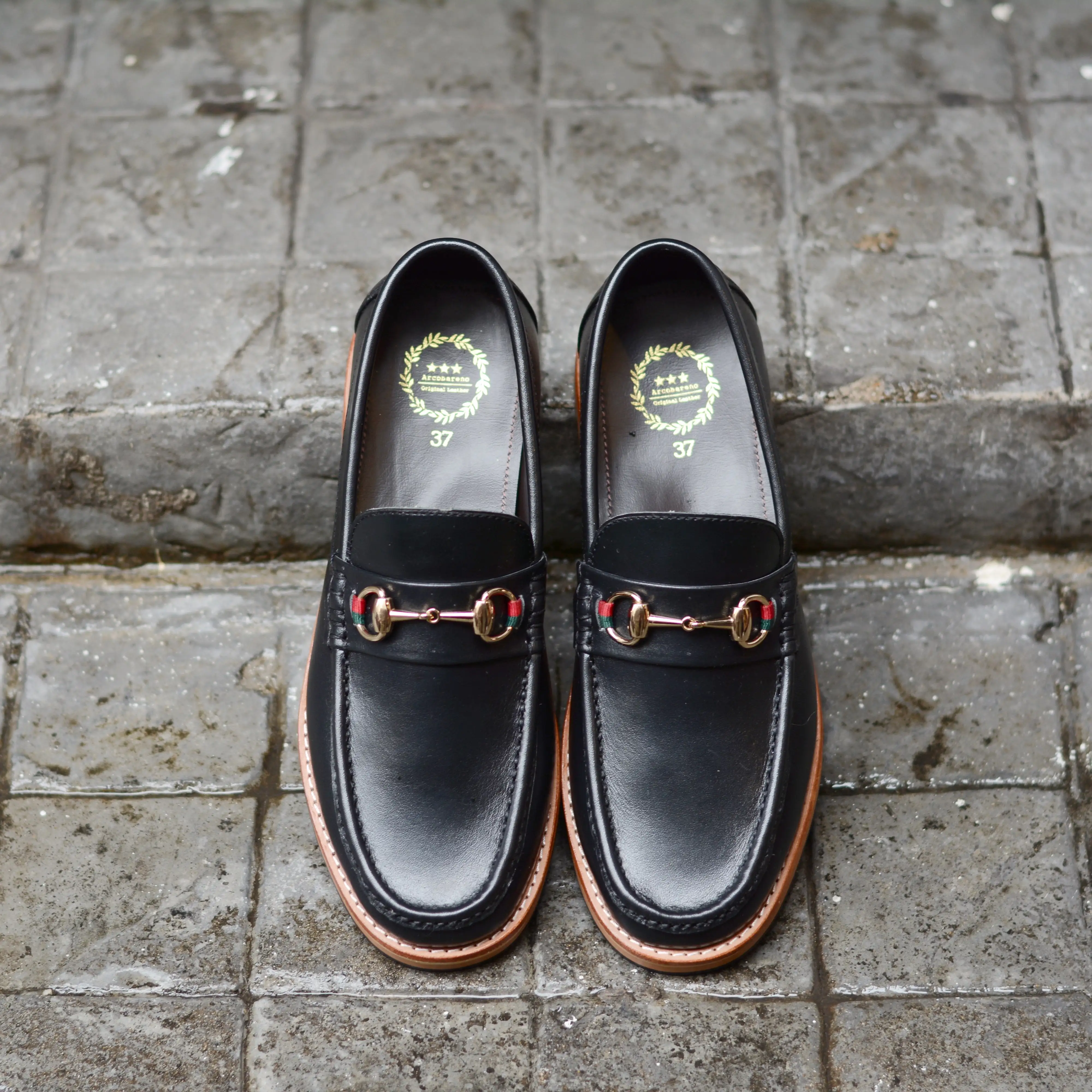 703 Horsebit Loafer MattBlack x Ribbon