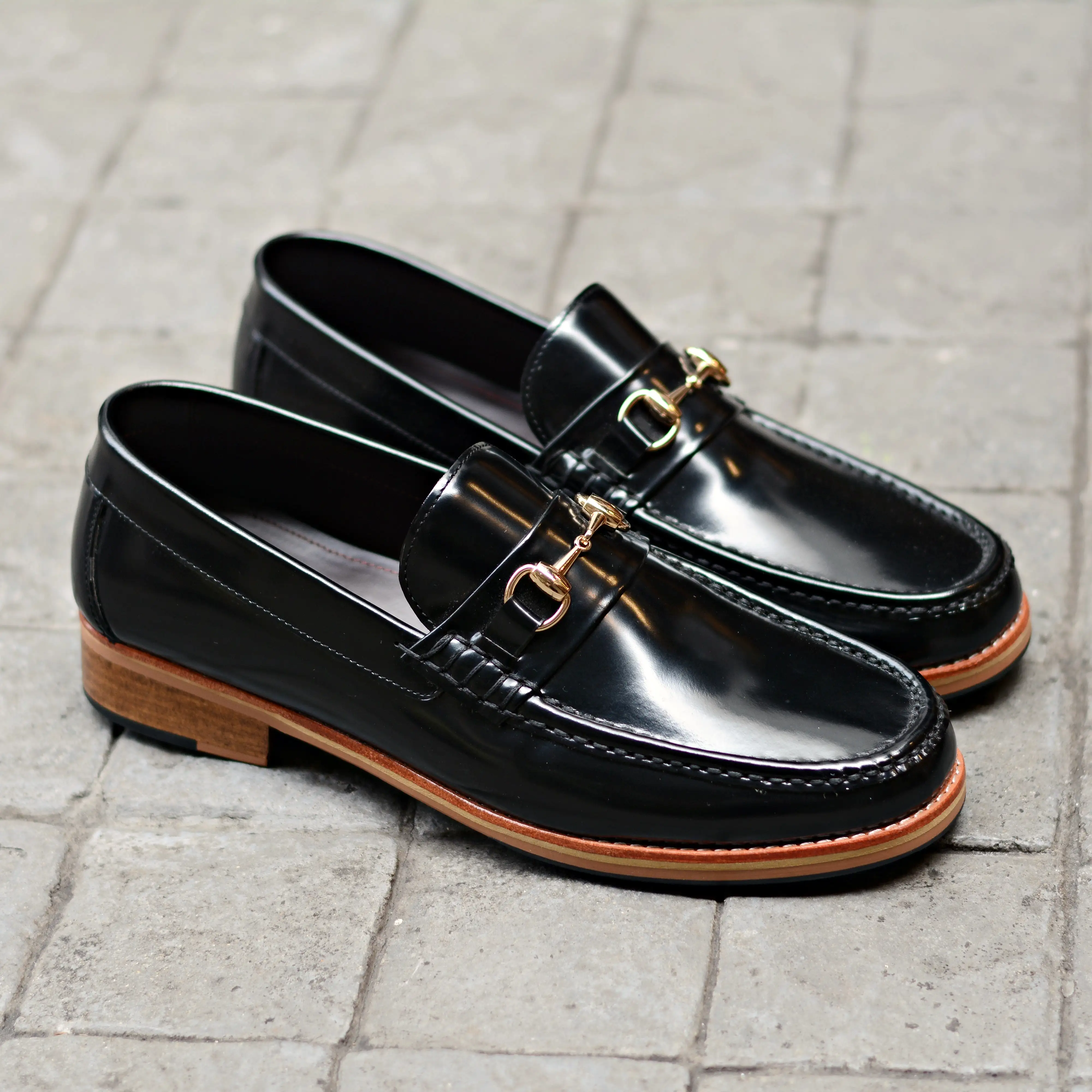 703 Wide Front Horsebit Loafer PianoBlack