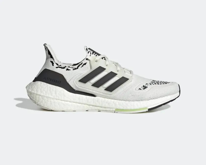 Adidas Ultraboost 22 Non Dyed Core Black Almost Lime GX5573