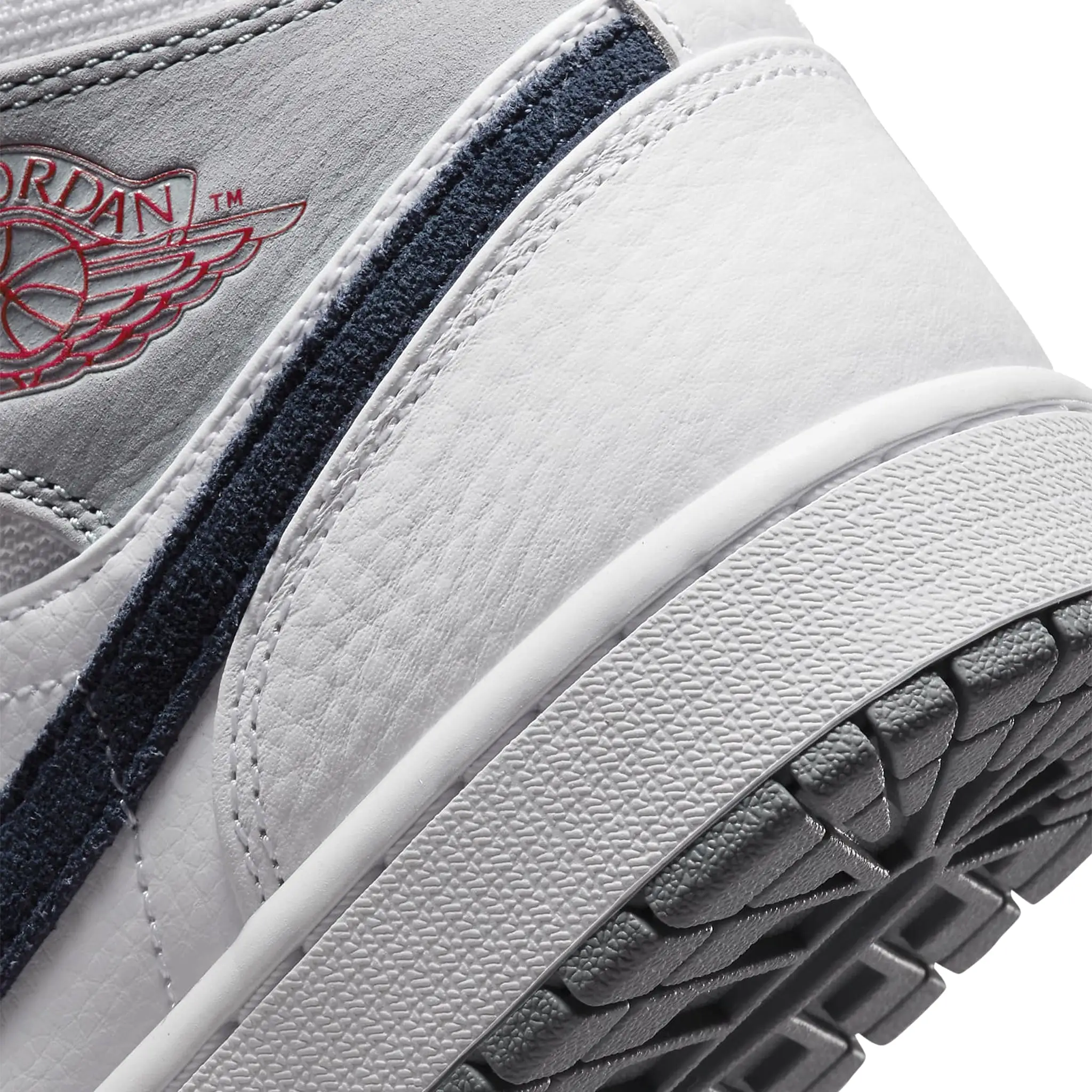 Air Jordan 1 Mid Paris White