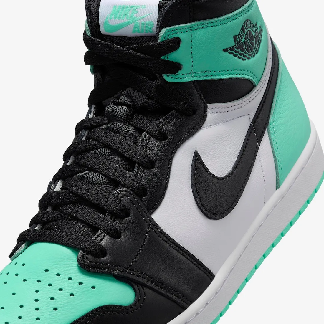 Air Jordan 1 Retro High OG Green Glow Black White DZ5485-130