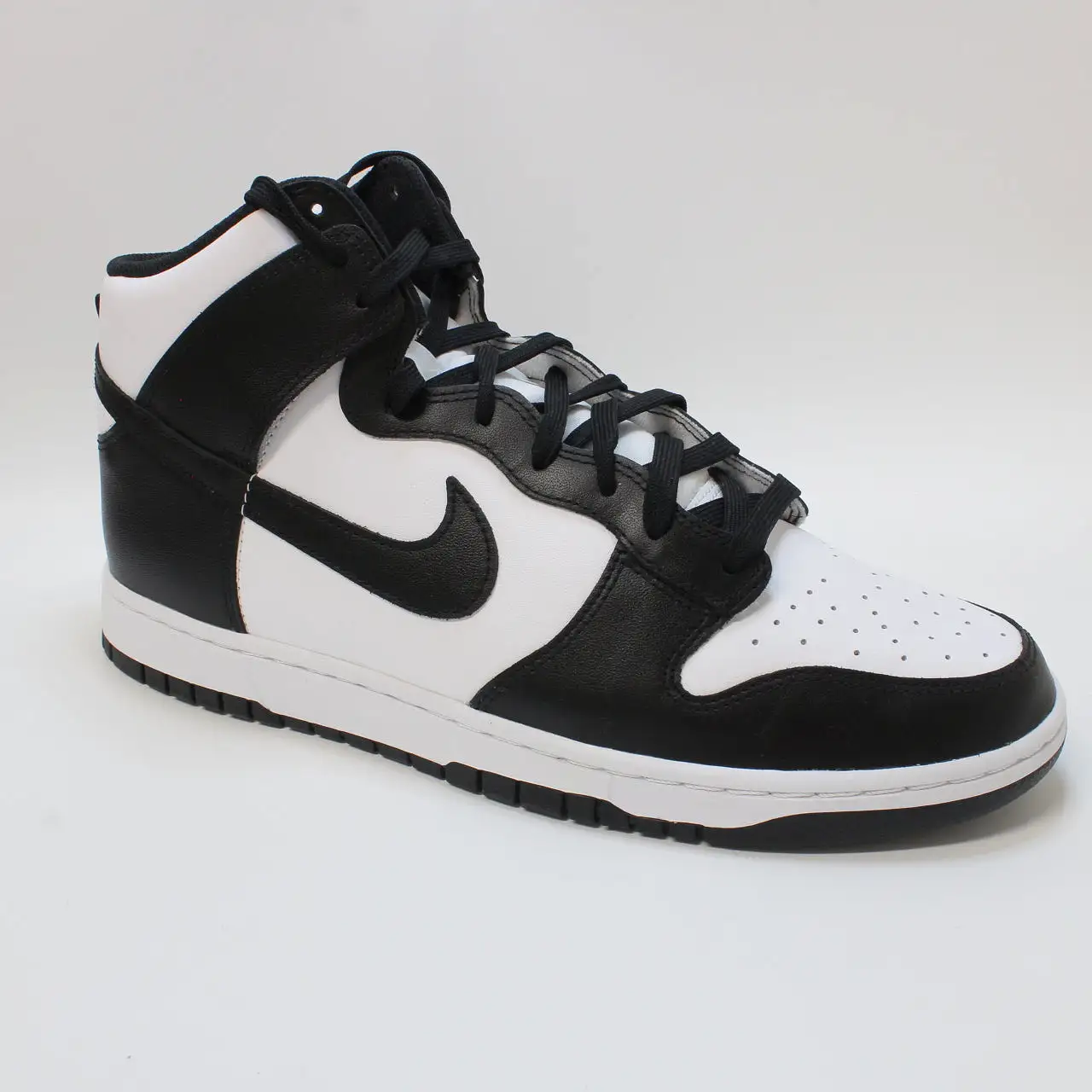 Nike Dunk Hi White Black Trainers