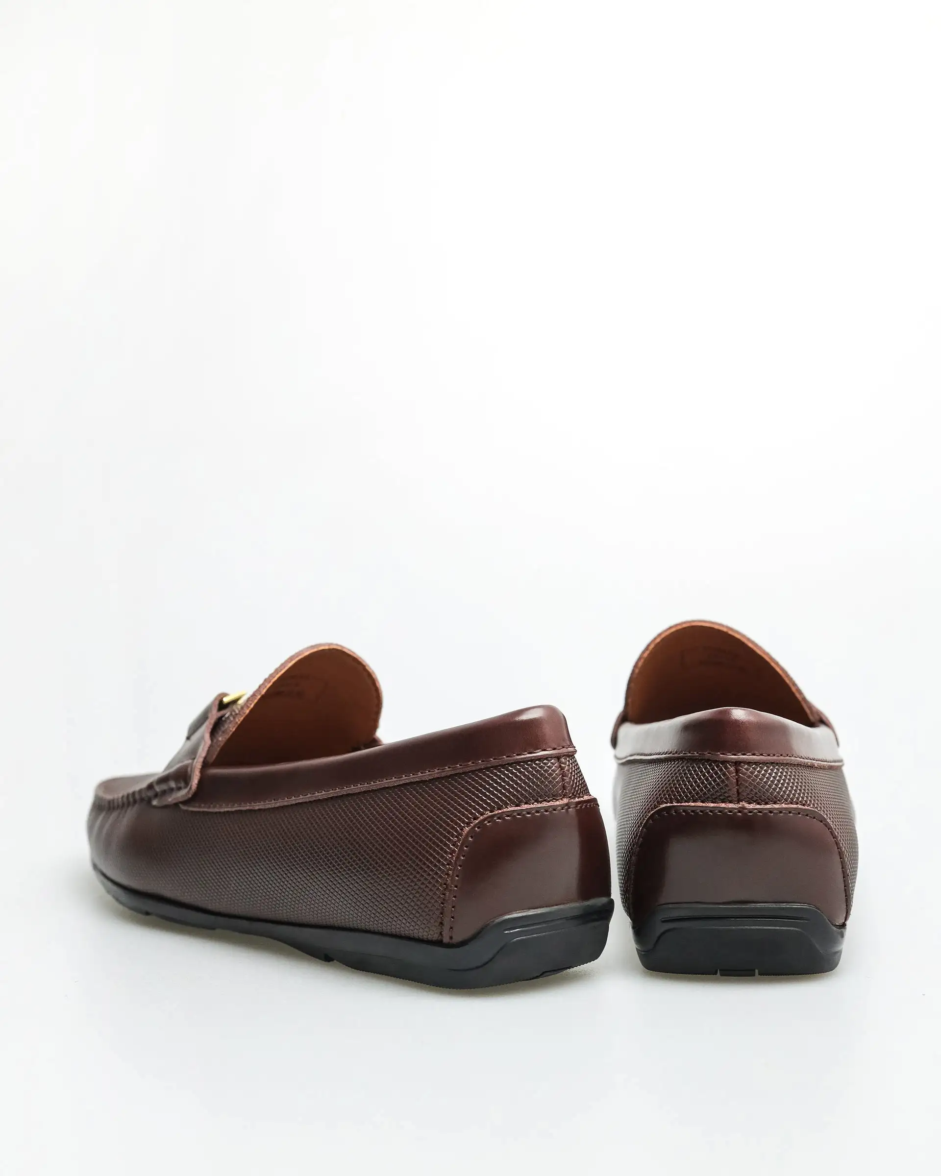 Tomaz C031A Men's Buckle Moccasins (Wine)