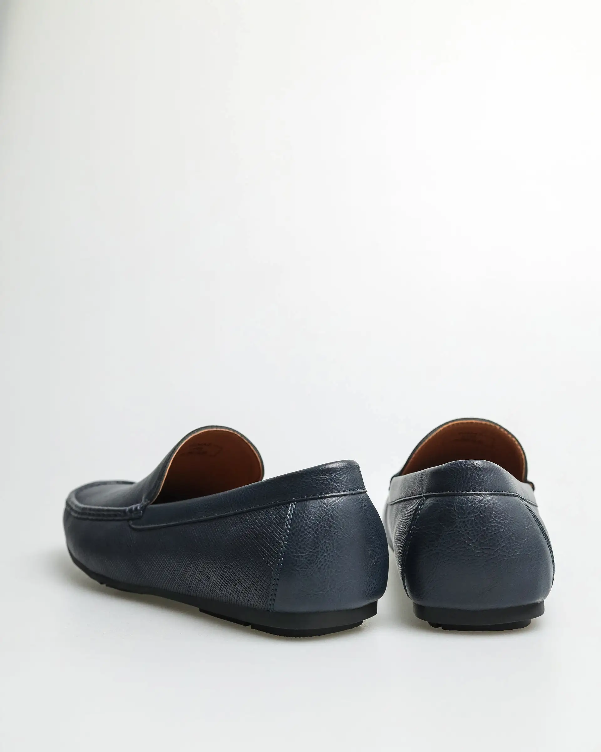 Tomaz C480 Men's Plain Moccasins (Navy)