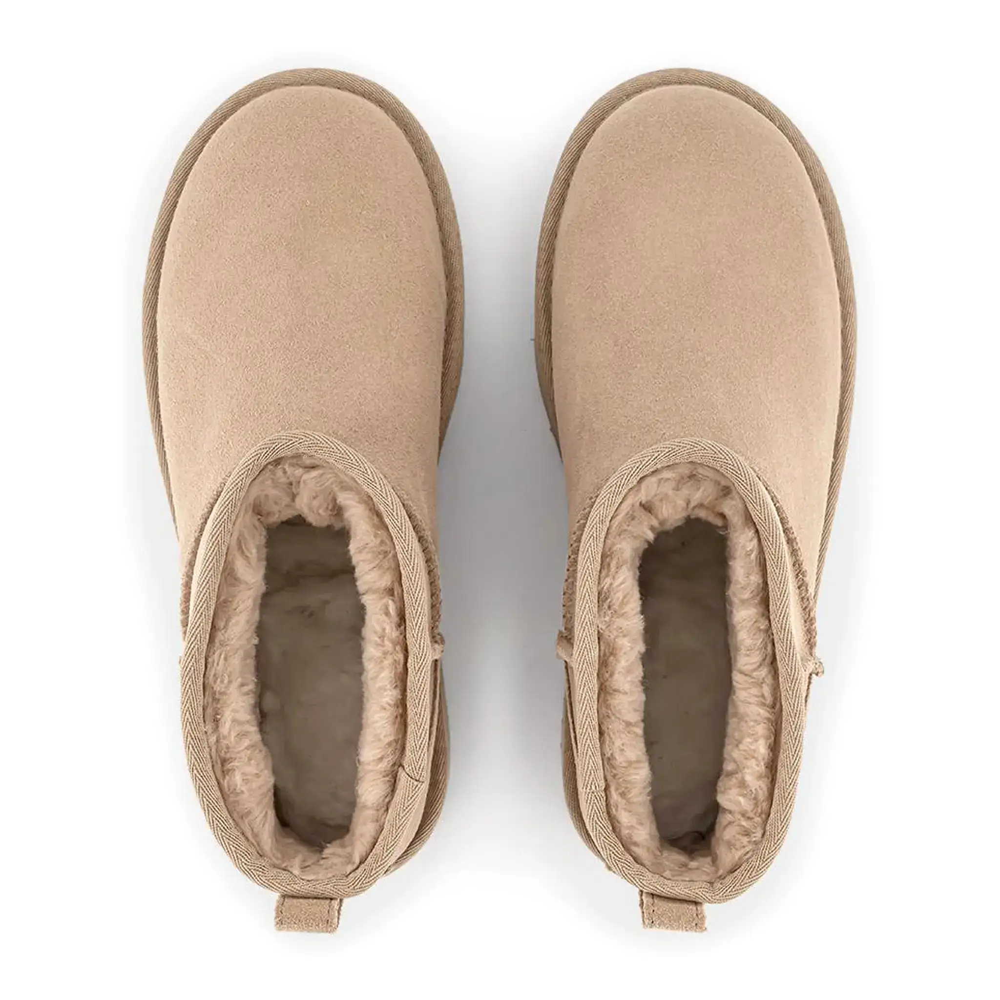 UGG Classic Ultra Mini Platform Sand (W)