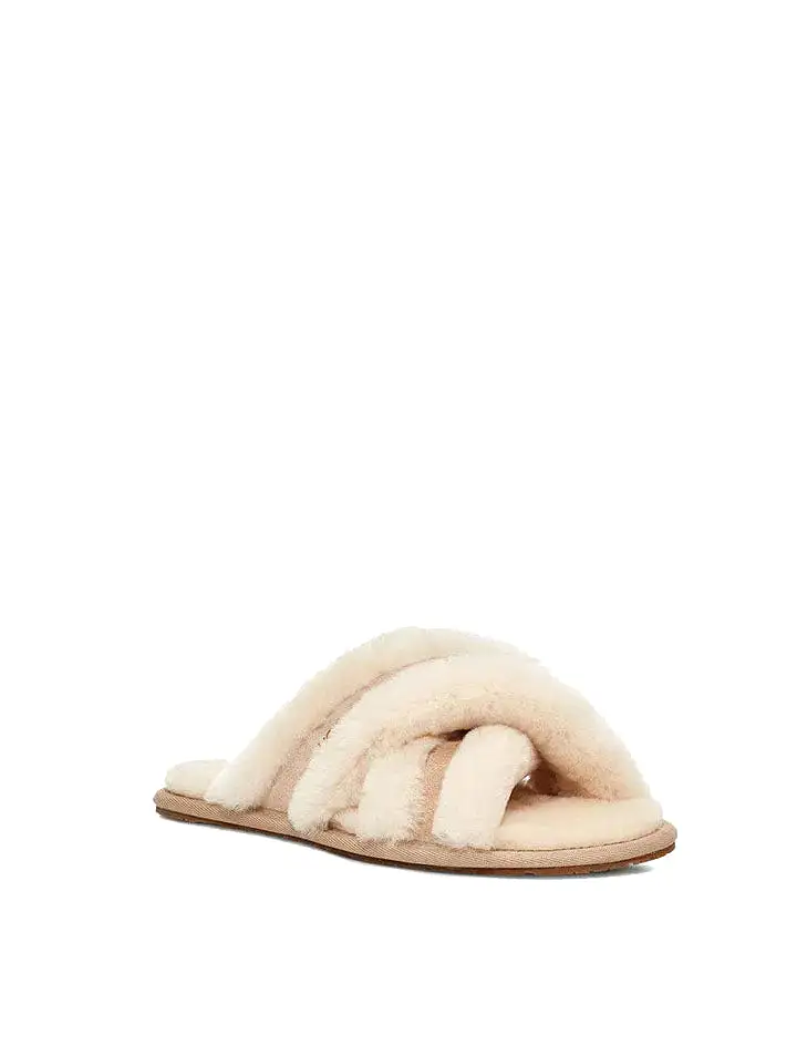 UGG Scuffita Slipper Sand