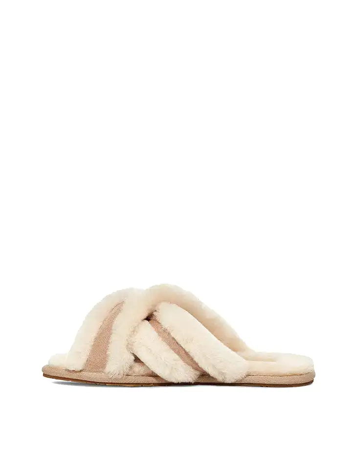 UGG Scuffita Slipper Sand