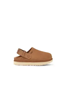 UGG Women's Goldenstar Clog in Chestnut