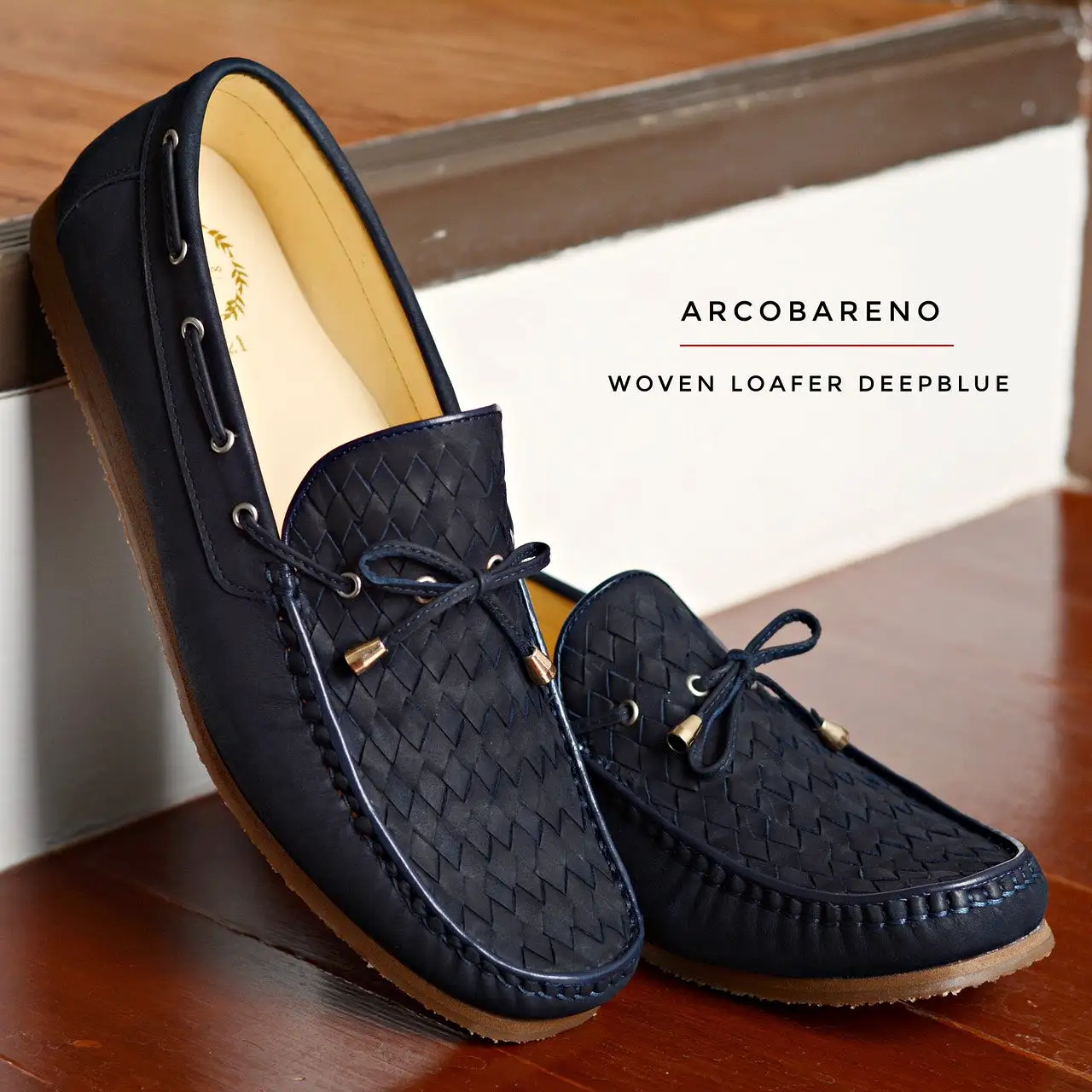 W821 Classic Woven Loafer Nubuck Blue