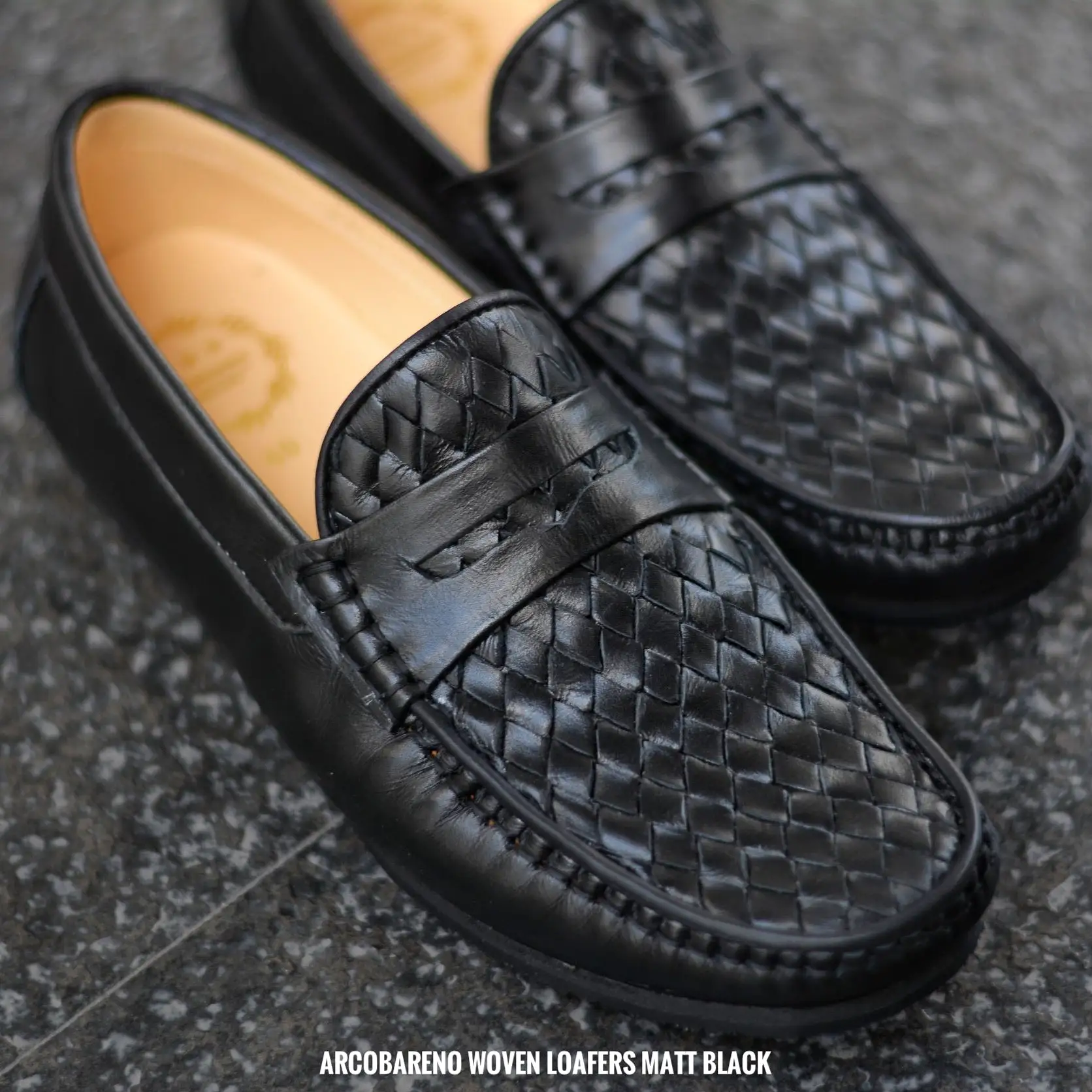 W823 Classic Penny Woven Loafer Matt Black